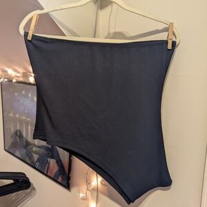 SHEIN Black Asymmetrical Tube Top